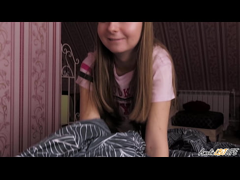 ❤️ UBlondie Ufunxa ubunzulu be-BFF yakhe kwaye Ufumana iCum emlonyeni wakhe ❤❌  kwi-xh.sex-porntube.ru ❤